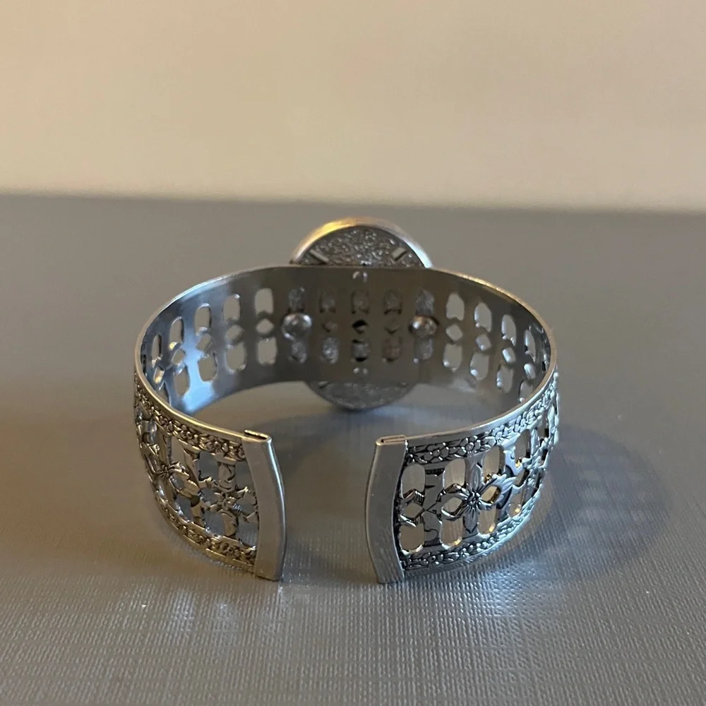 Southwestern Silver Tone Metal Faux Turquoise Cuff Bracelet Sarah Coventry Rare!